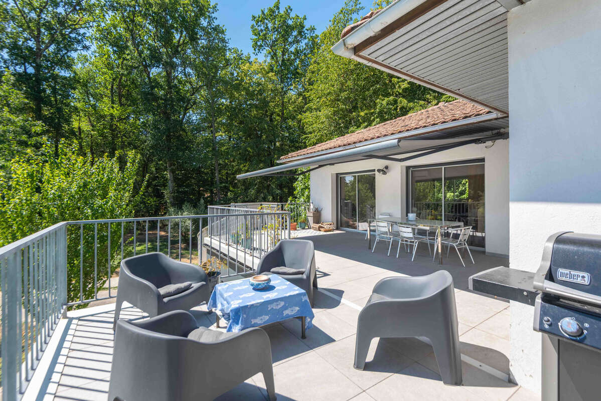Maison 225 m2 - parc de 8100 m2 - bel environnement - photo 19