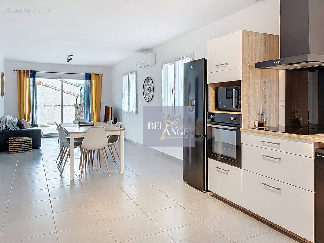 Maison à VALLON-PONT-D'ARC