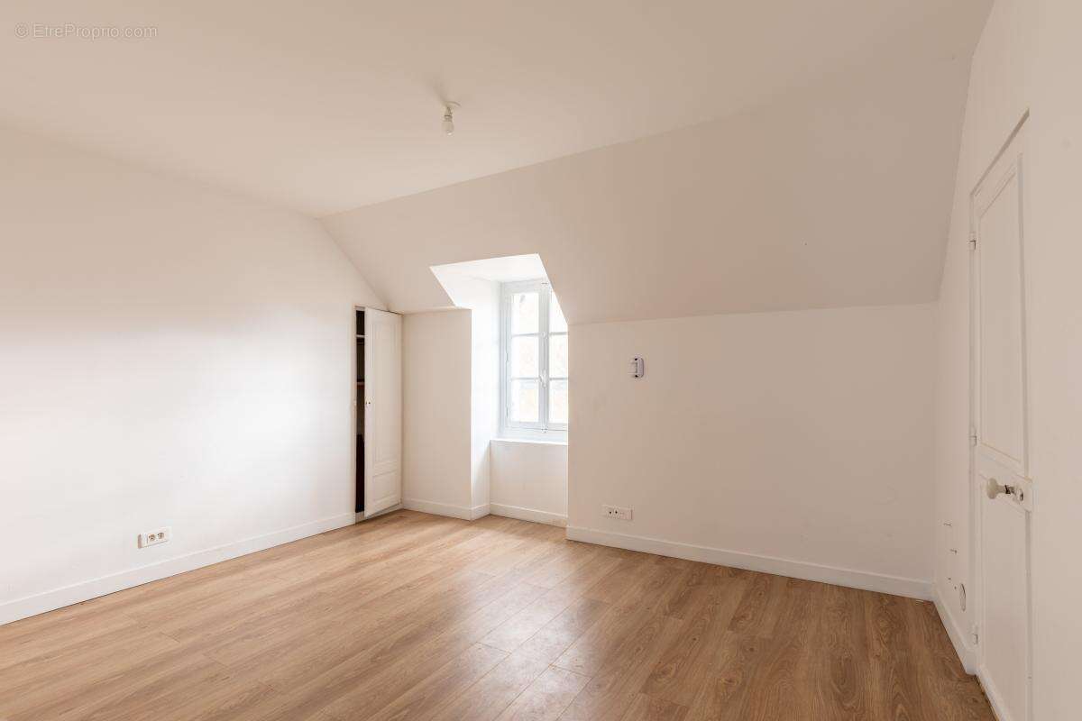 Maison à MEULAN