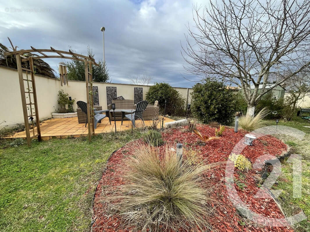 Maison à MESCHERS-SUR-GIRONDE