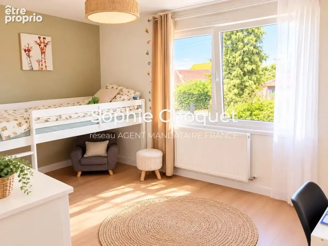 Sebourg – pavillon individuel en semi-plain-pied rénové de 155 m²  5 chambres  grand terrain constructible - photo 10