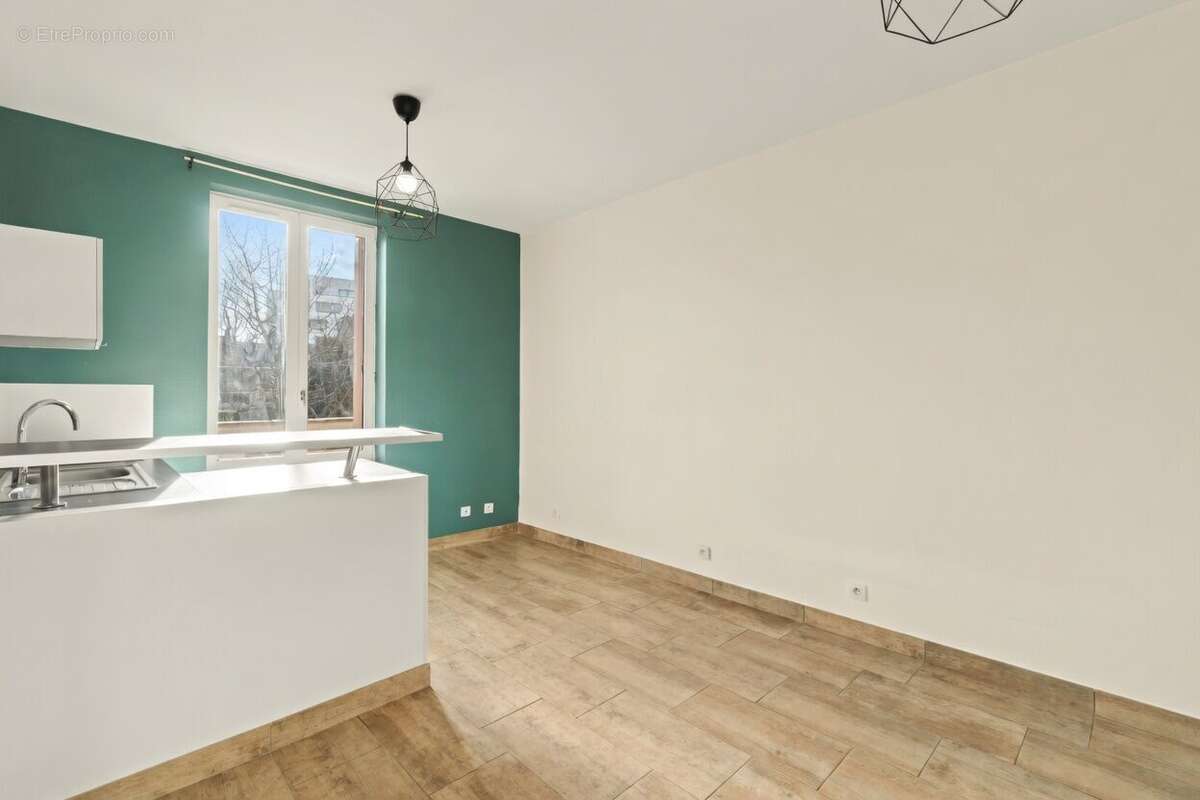 Photo 2 - Appartement à LYON-8E