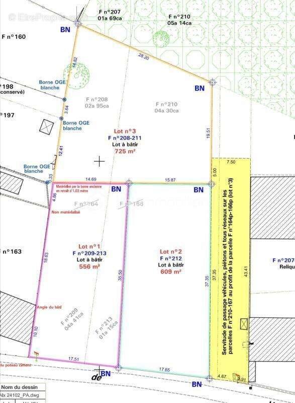 Terrain à SAINT-MAURICE-MONTCOURONNE