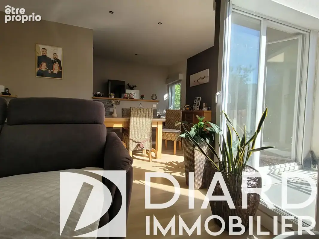 Nouveauté au Cabinet Diard Immobilier ! Bel Appartement type 3 de 67 m² Centre de Servon - photo 4