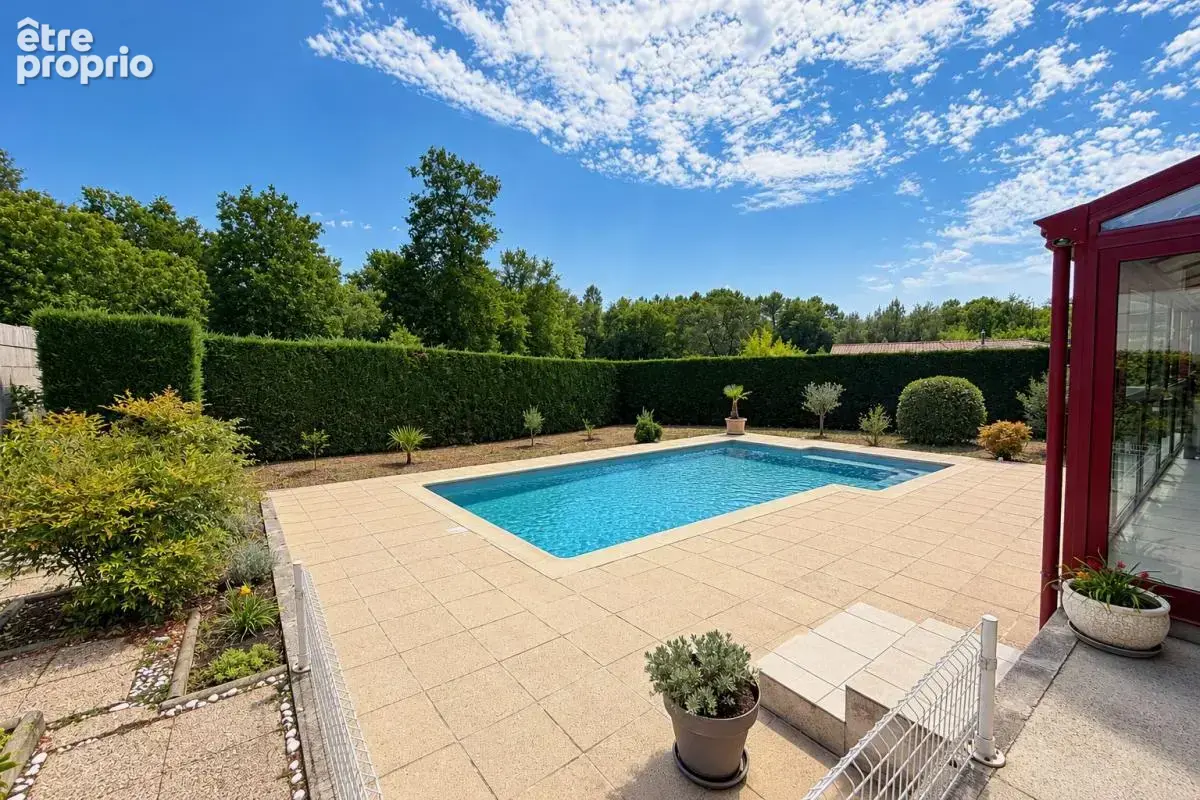 Mont-de-Marsan - Maison plain-pied 3 chambres avec piscine et véranda de 48 m² - photo 2