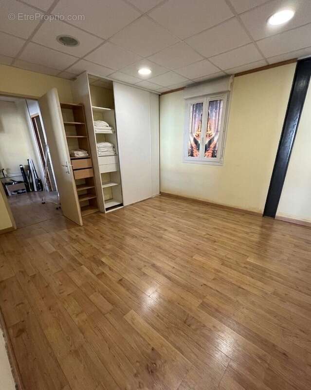 Commerce 68 m² à Revel  - photo 4