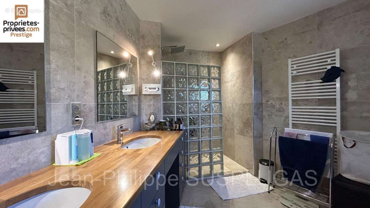 Villa La Cadiere D Azur 7 pièce(s) 230 m2 - photo 11