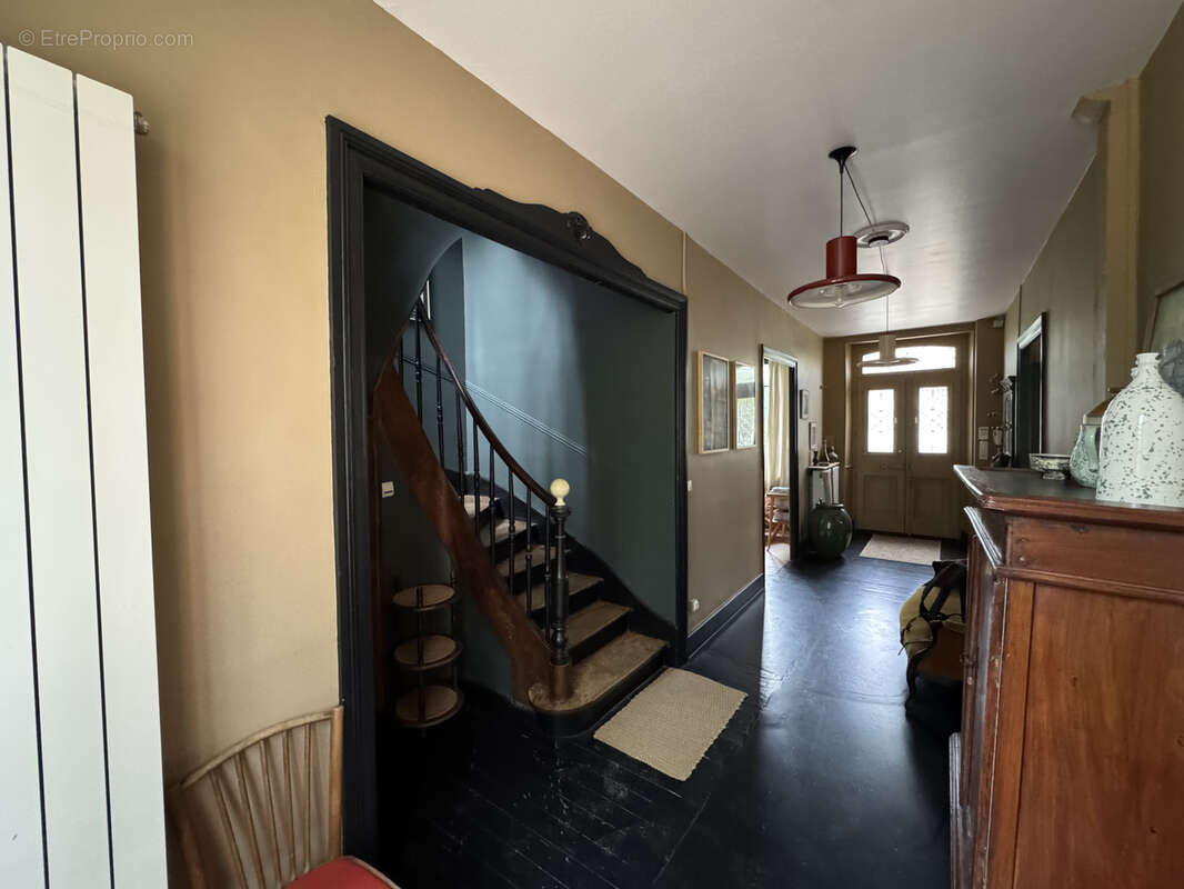 Maison à PAYRIN-AUGMONTEL