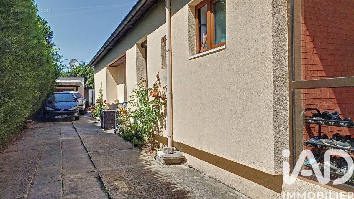 Photo 1 - Maison à GOUSSAINVILLE