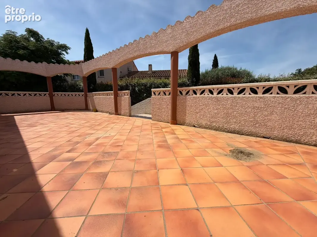 Une opportunité exceptionnelle : 175 m2 habitables sur un de terrain piscinable de 1380m2 - photo 18