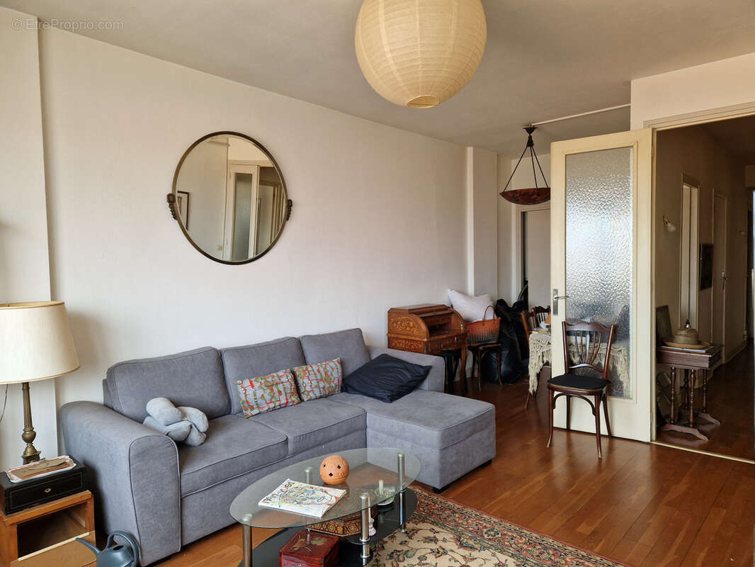 Appartement à BEZIERS