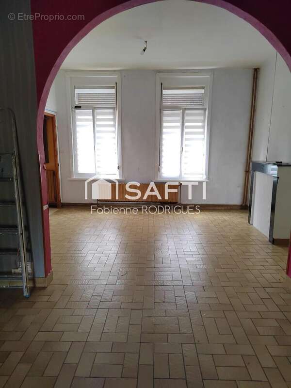 Maison 107 m² à Saint-Aubert  - photo 4