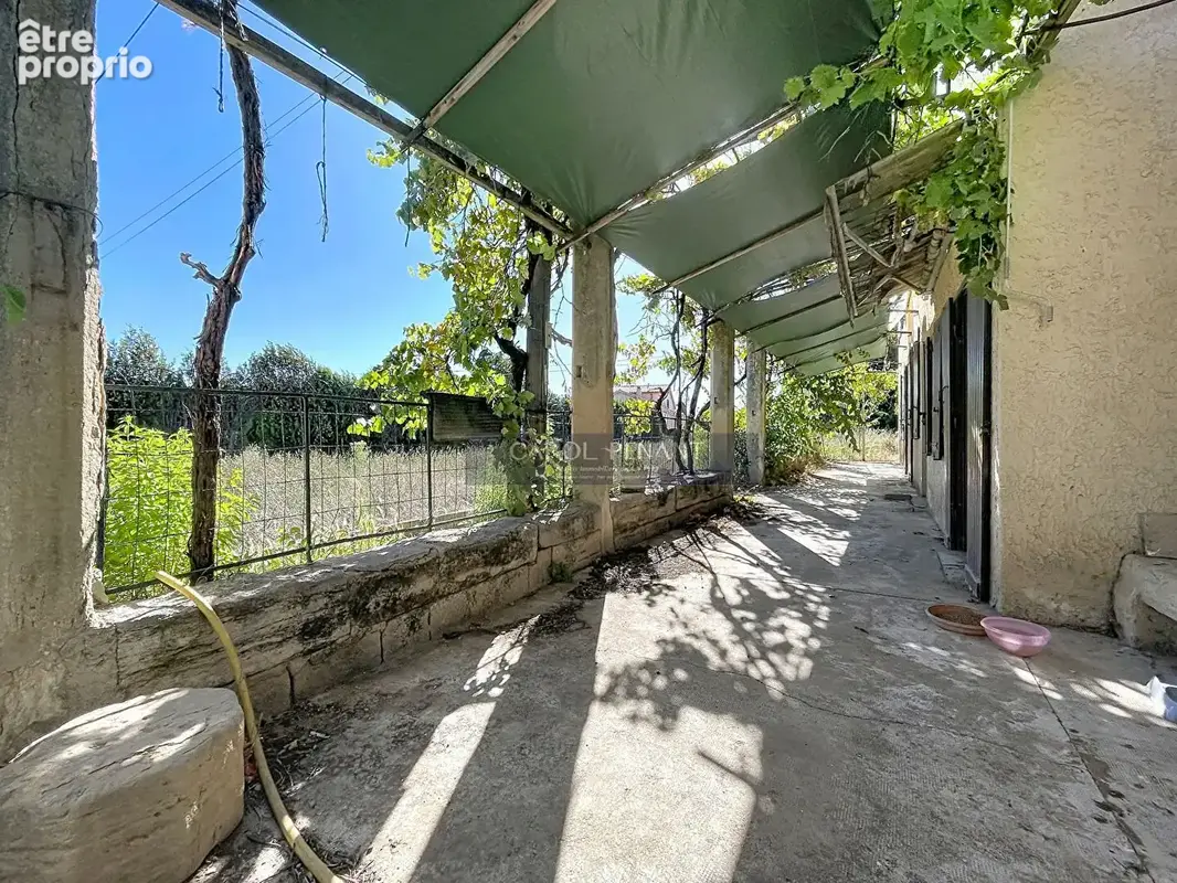 Carpentras mas t11 189 m2 a renover sur 2000m² de terrain - photo 17