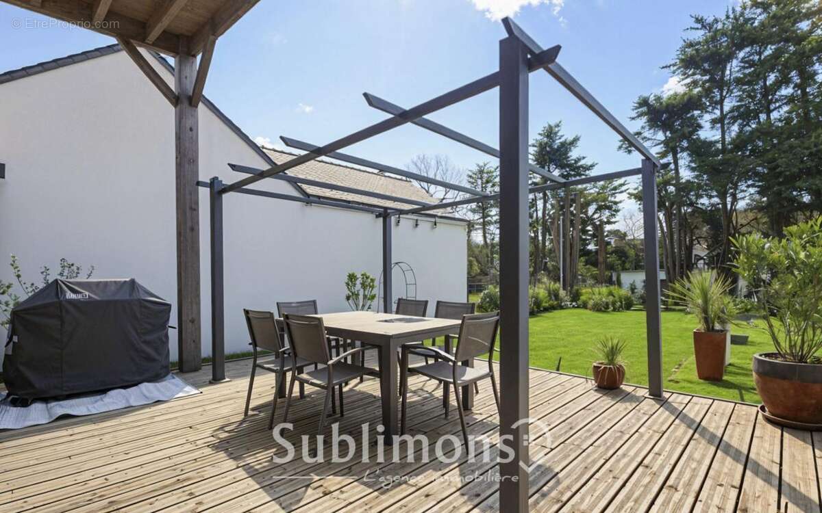 Maison à PONTCHATEAU