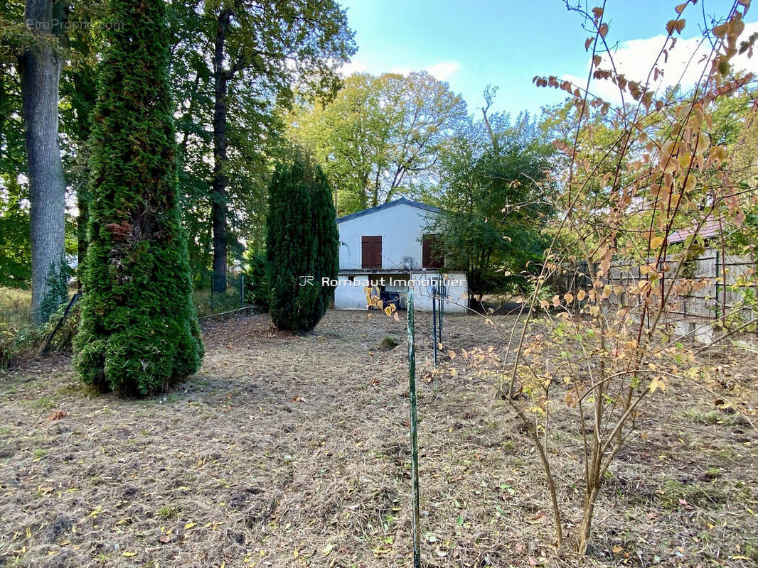 Maison à LA CELLE-SAINT-CLOUD