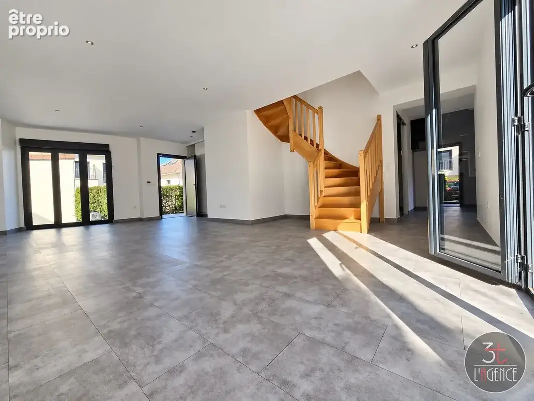 Maison 6 pièces 140 m² à vendre à Chennevieres-Sur-Marne (94430) - photo 4