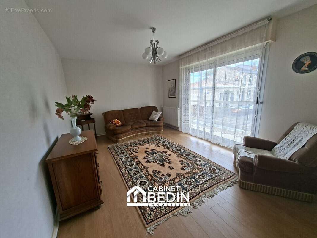 Appartement à BORDEAUX