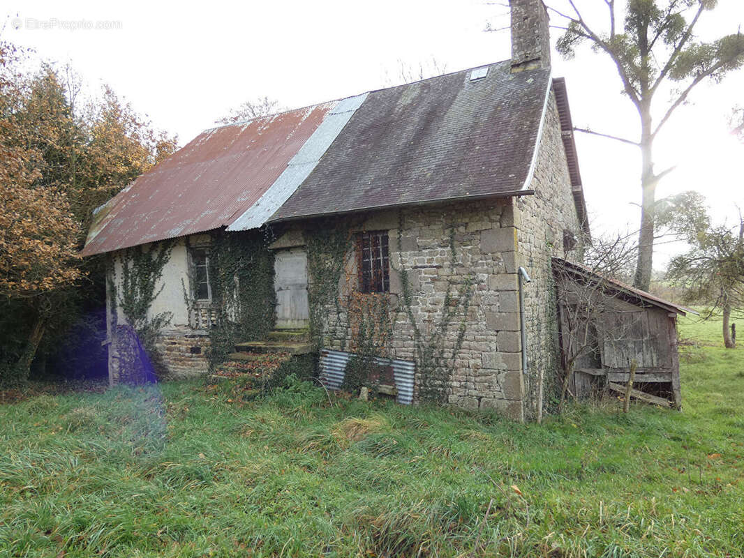 Maison à LE MESNIL-GILBERT