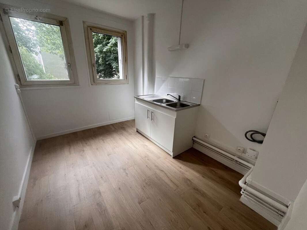 Appartement à THIAIS