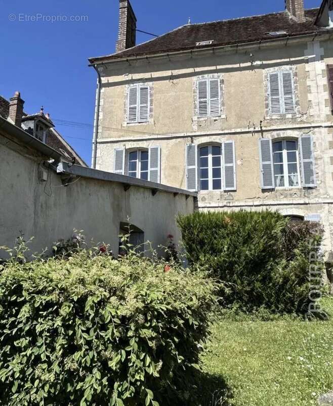 Appartement à JOIGNY