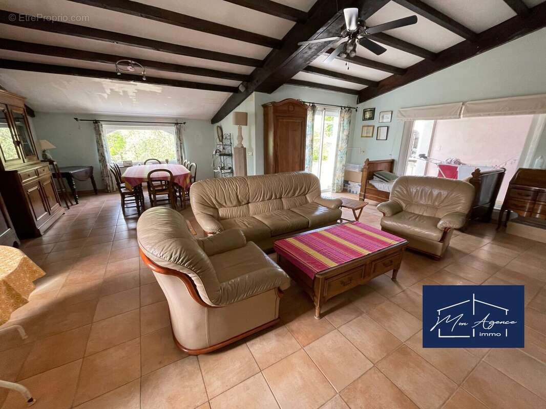 Maison à VILLENEUVE-LES-AVIGNON