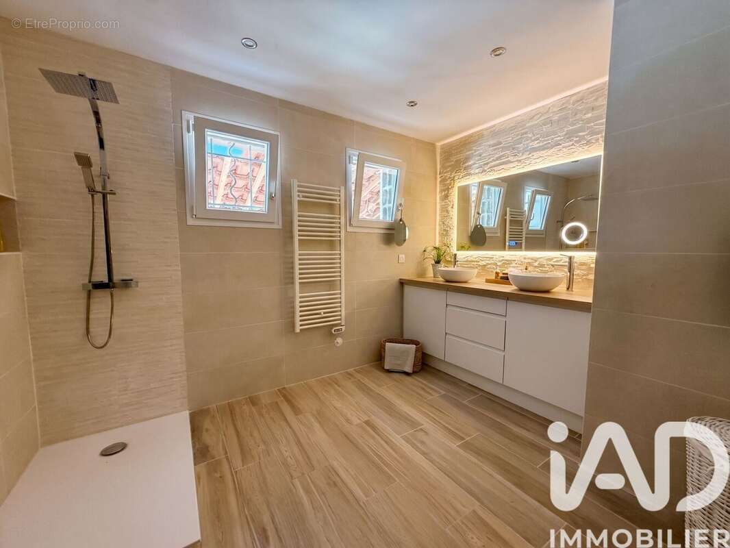 Photo 6 - Maison à LA CRAU