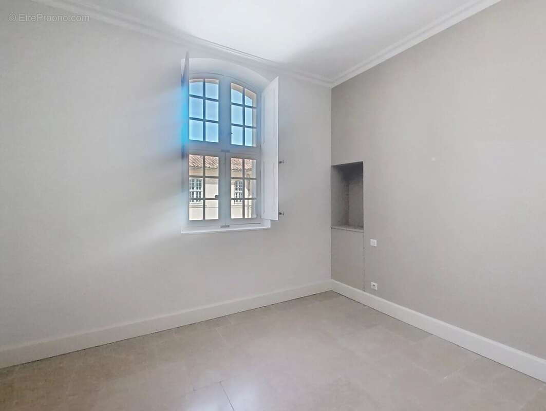 Appartement à UZES