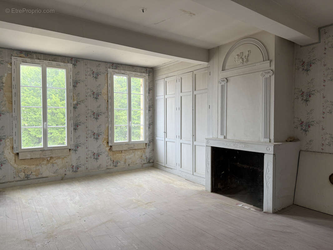 Maison à SAINT-EMILION