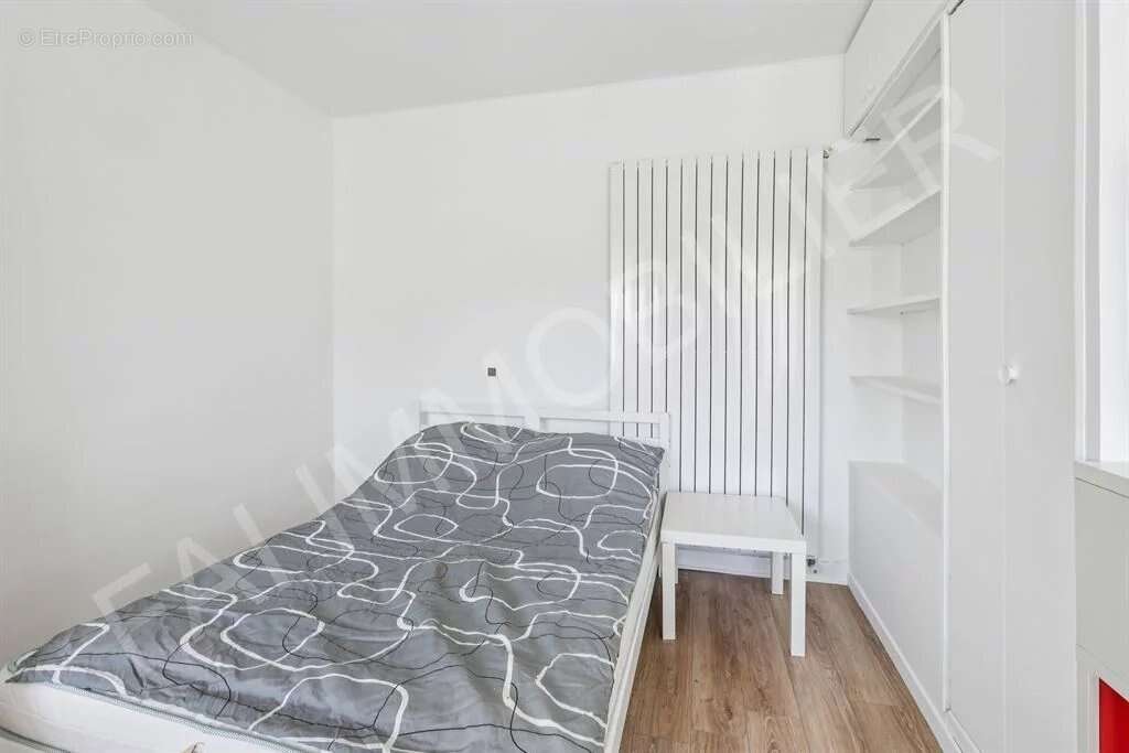 Appartement à PARIS-8E