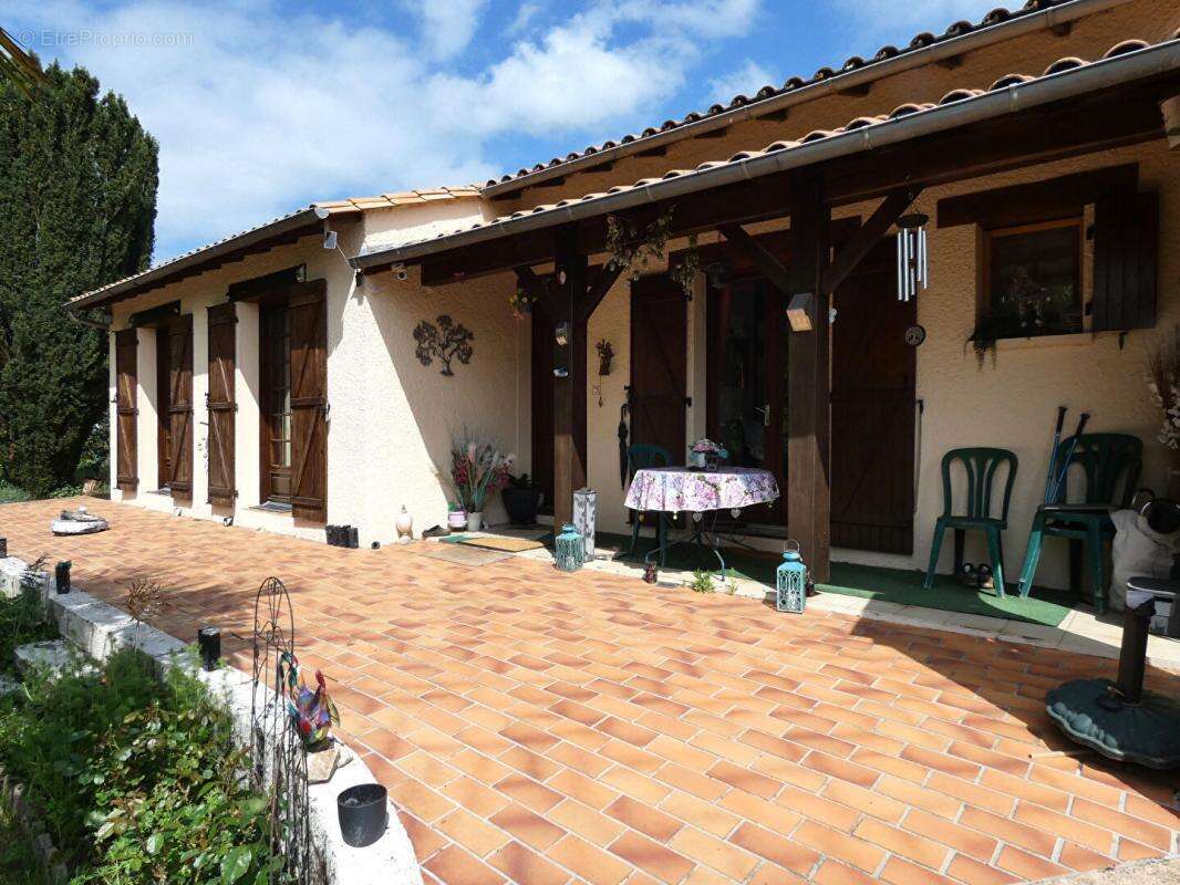 Maison Saint Martial D Albarede 4 pièce(s) 98 m2 - photo 4