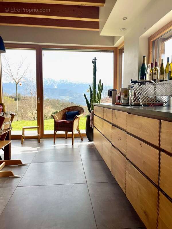 Maison à LA TRONCHE