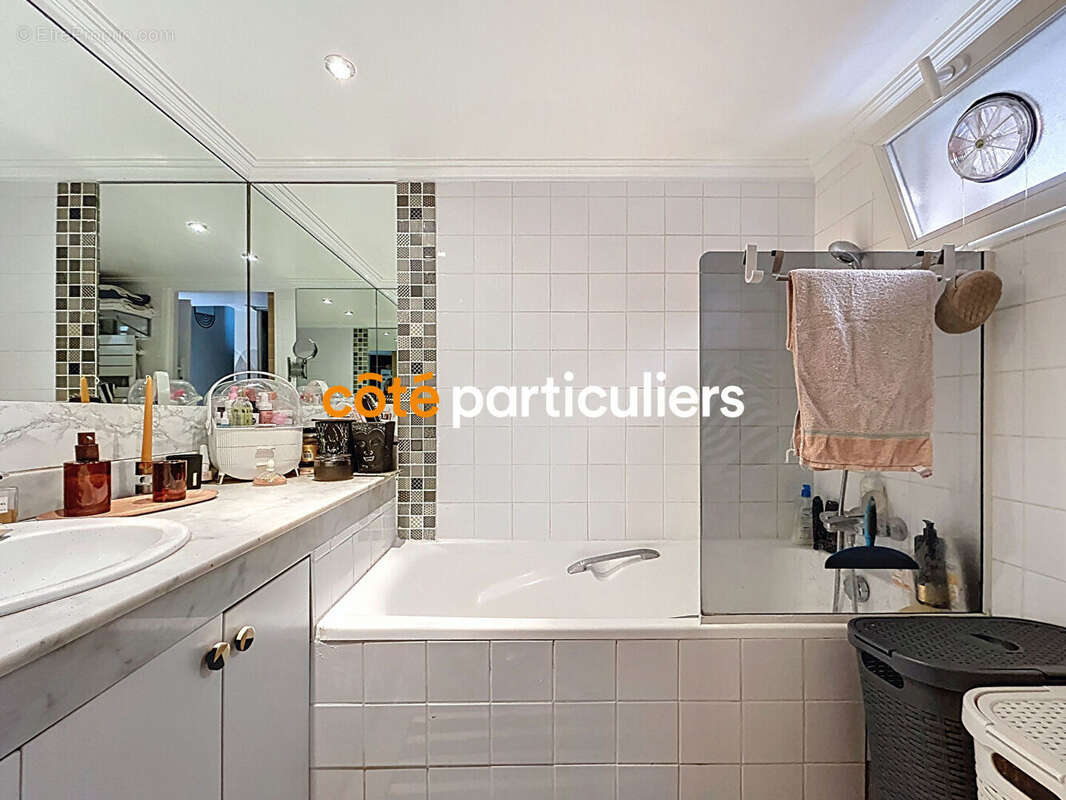 Maison à SAINT-MAUR-DES-FOSSES