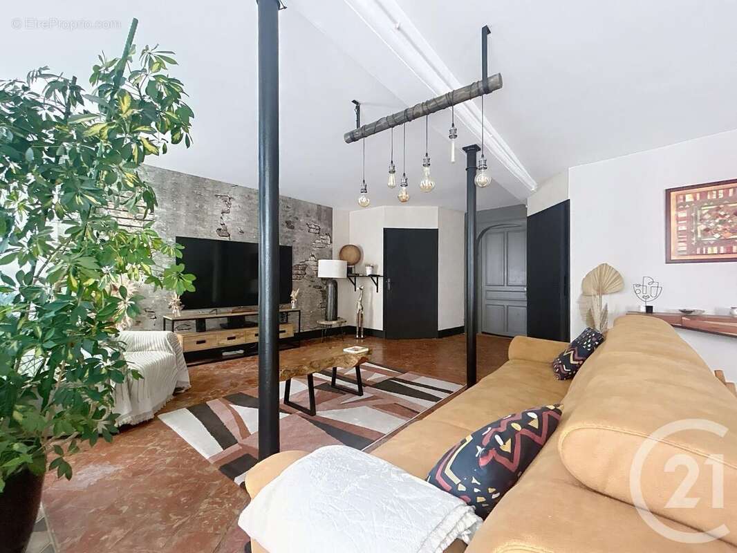 Maison à LA CHAUSSEE-SUR-MARNE