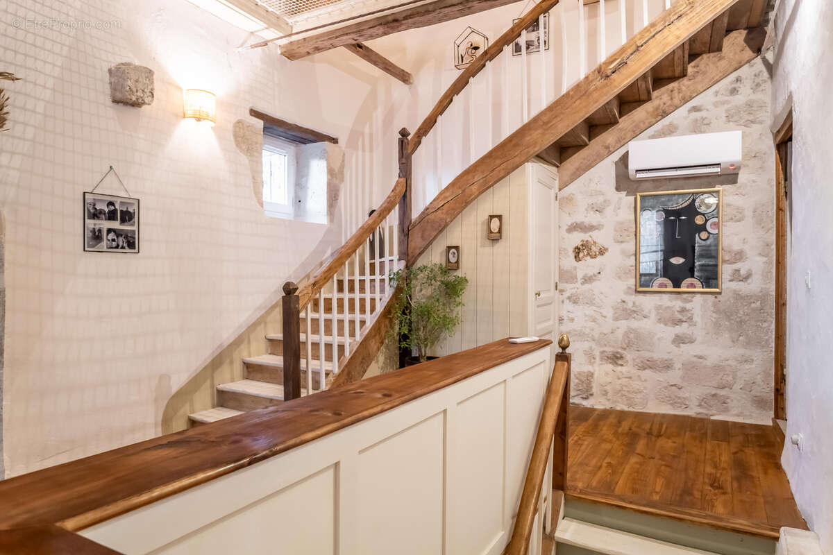 Maison à ENGAYRAC