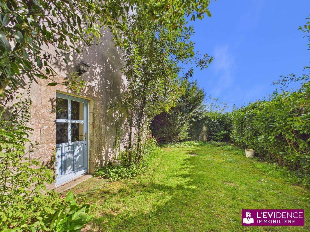 Photo 3 - Maison à SAINT-JACUT-LES-PINS