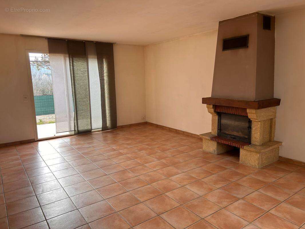 Maison à VAISON-LA-ROMAINE