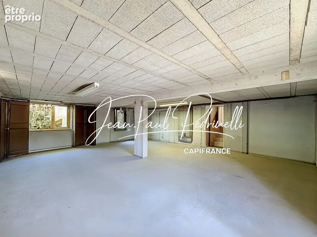 CALUIRE-ET-CUIRE – Cœur Vassieux – Villa 101 m² habitables + 115 m² Hors Carrez (double garage et annexe) – Terrain plat 770 M²  - photo 19