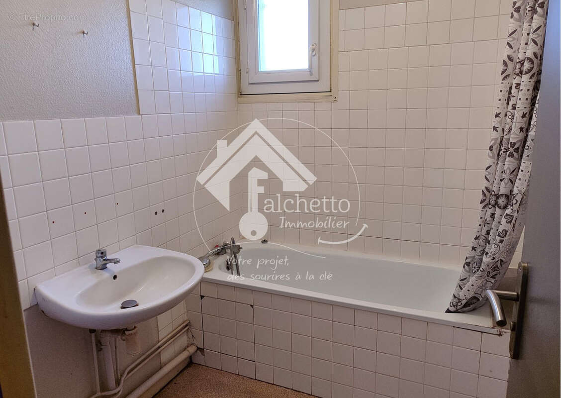 Maison à AIGUEPERSE