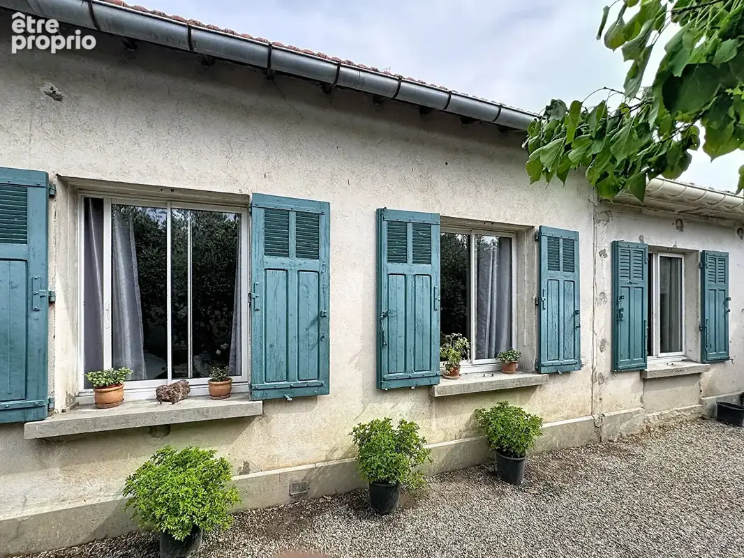 Maison à MORIERES-LES-AVIGNON