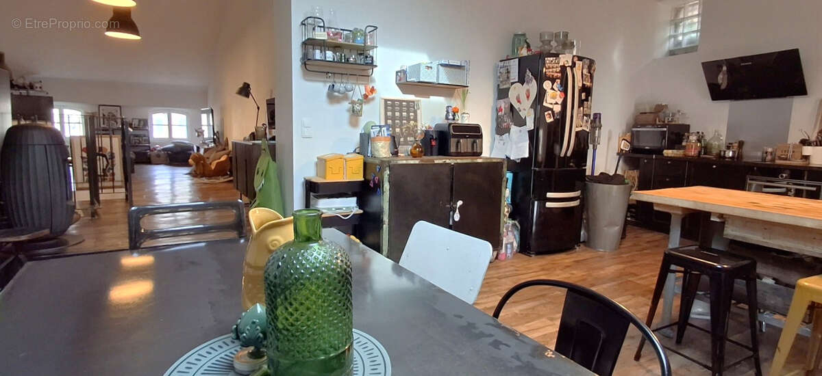 Appartement à SAINT-PAUL-TROIS-CHATEAUX