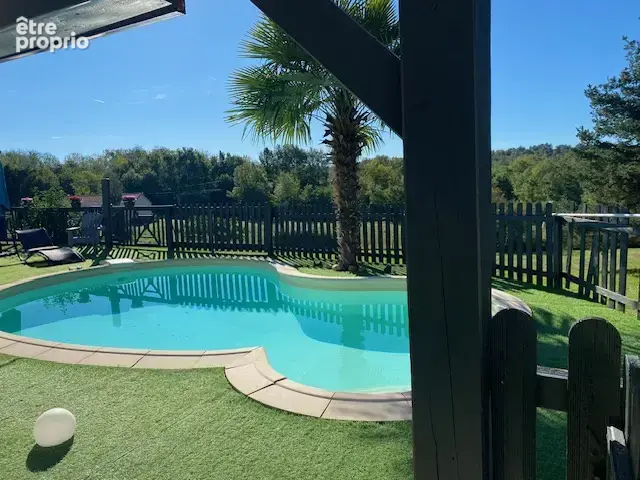 Dordogne limeyrat  a venfre maison renovee avec piscine terrain  dependances - photo 11