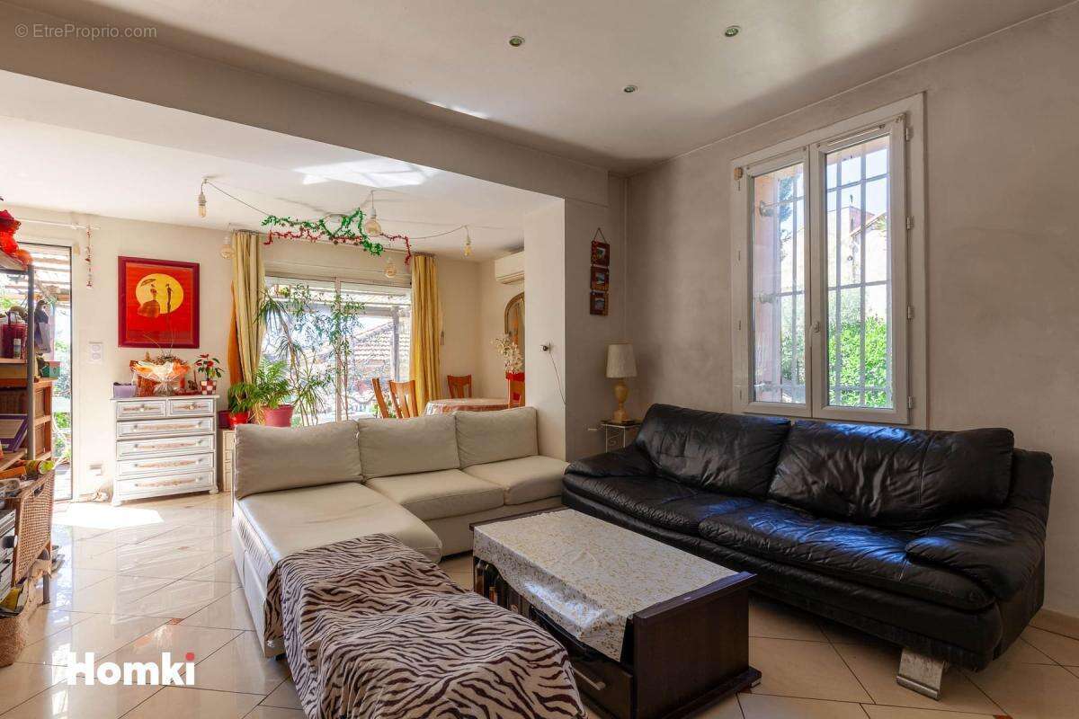 Beaumont bas de villa type 3 avec jardin et petites d2pendances - photo 3