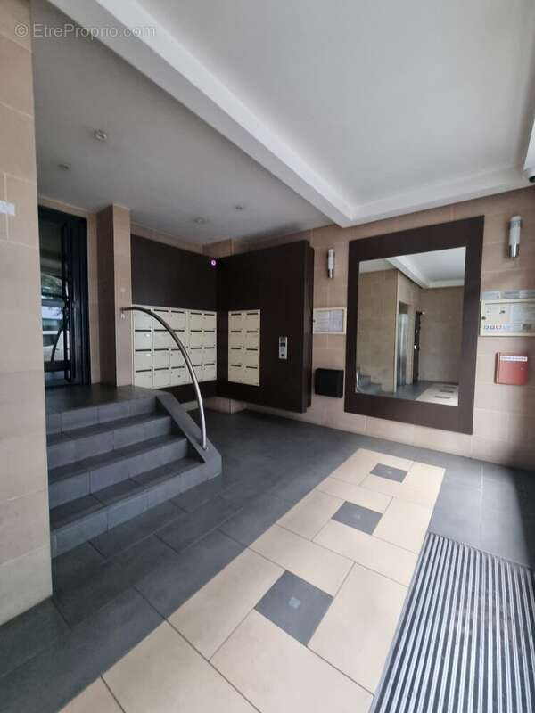Appartement à LE BOURGET