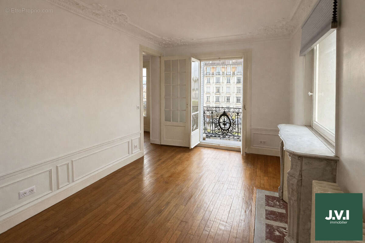Appartement à ENGHIEN-LES-BAINS
