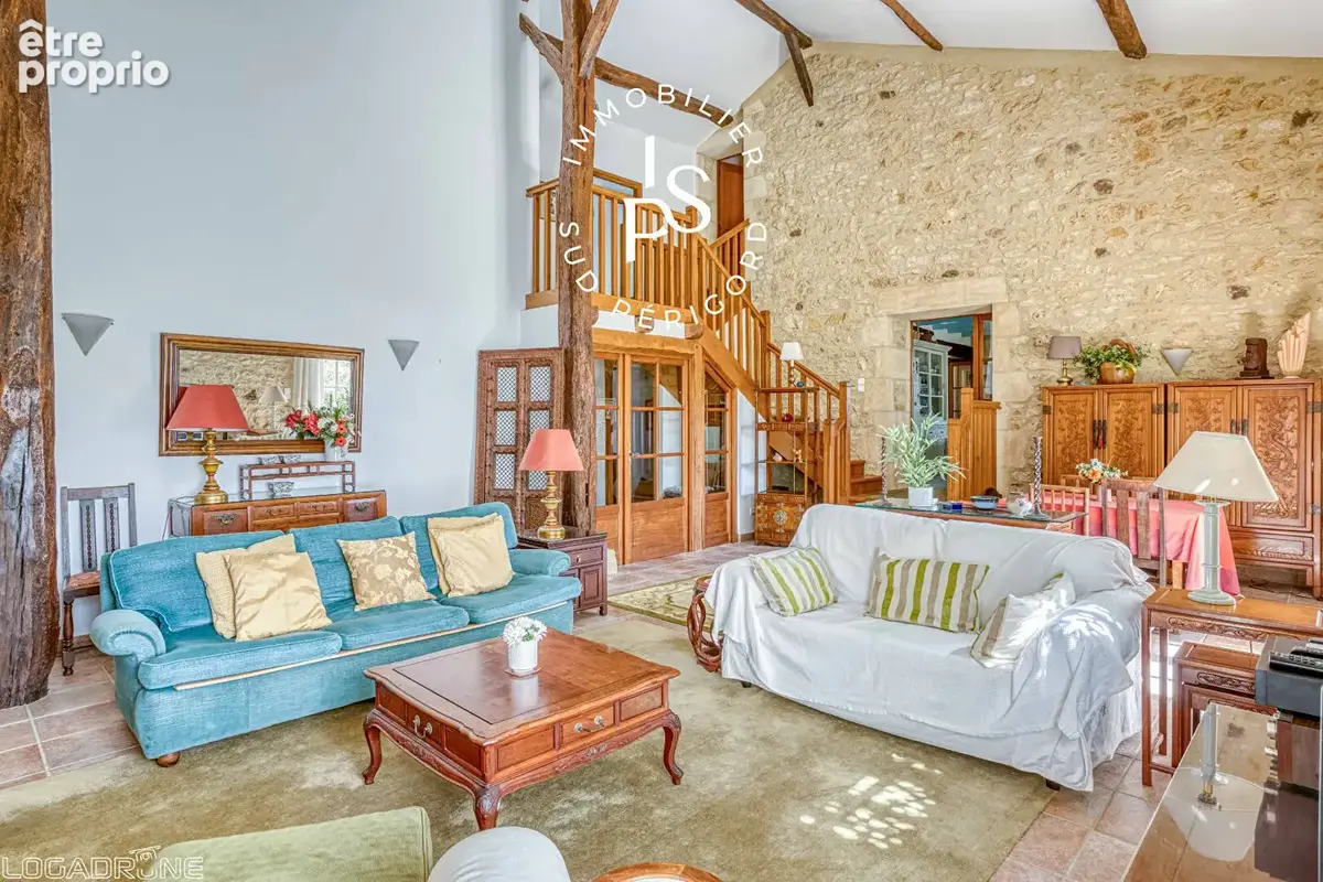 Maison en pierre avec piscine et dépendances - Lacapelle Biron - photo 5