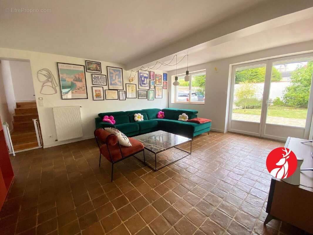 Maison à MOIGNY-SUR-ECOLE