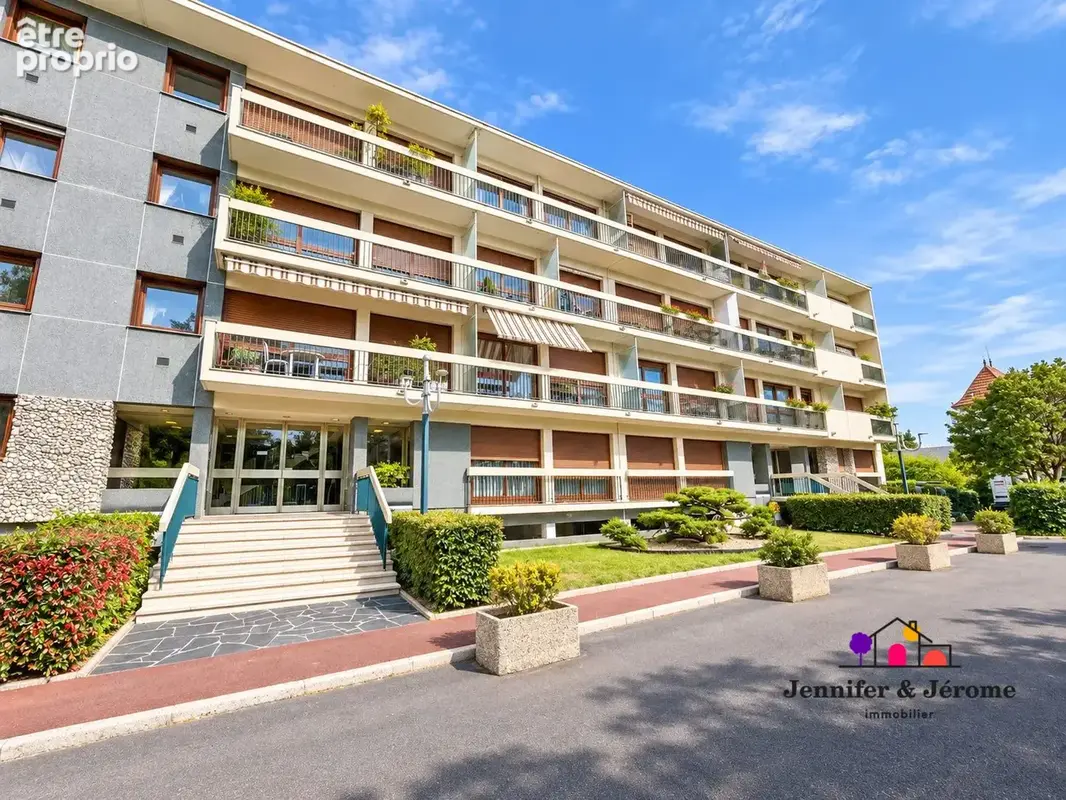 Appartement à ENGHIEN-LES-BAINS