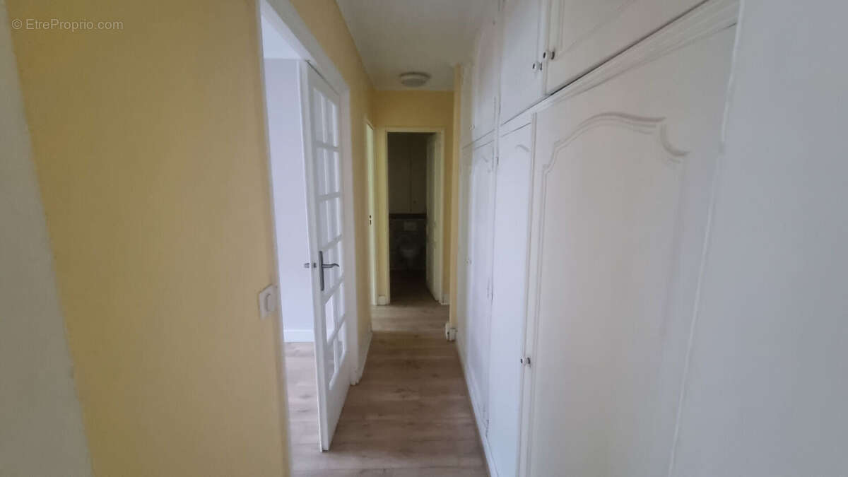 Appartement à EPINAY-SUR-SEINE