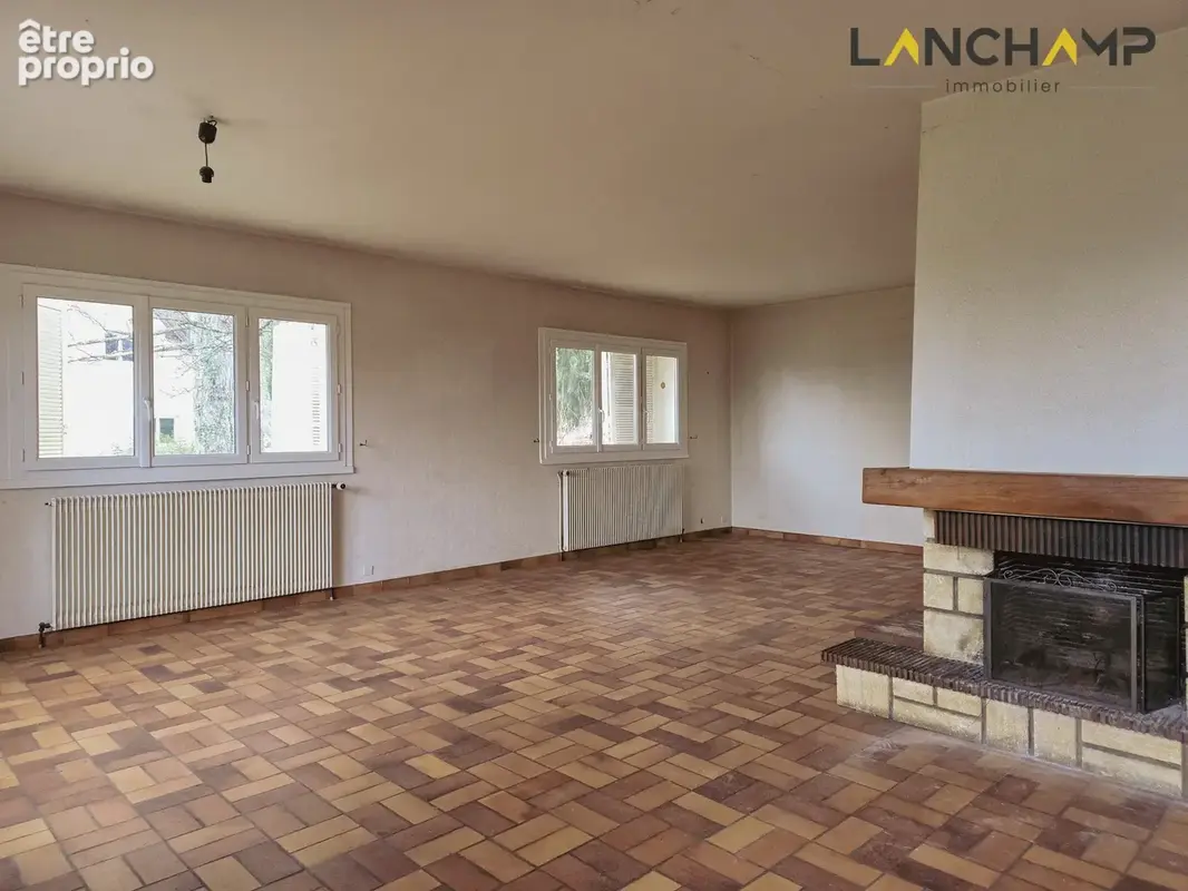 Villa familiale    7 chambres   Terrain arboré de 1 700 m2 - photo 5
