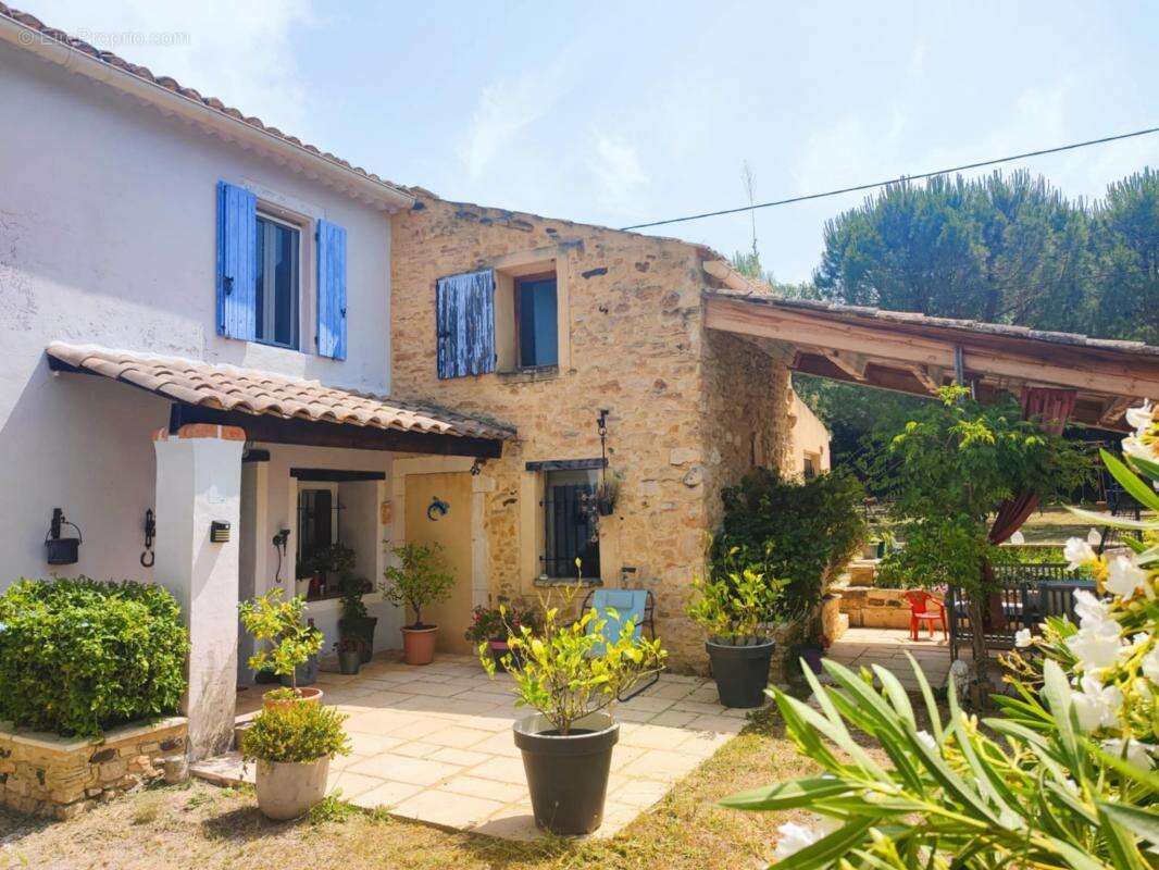 Maison à BAGNOLS-SUR-CEZE